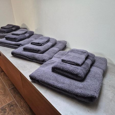 Toelgyes Apartmanhaz Szeged Eksteriør bilde