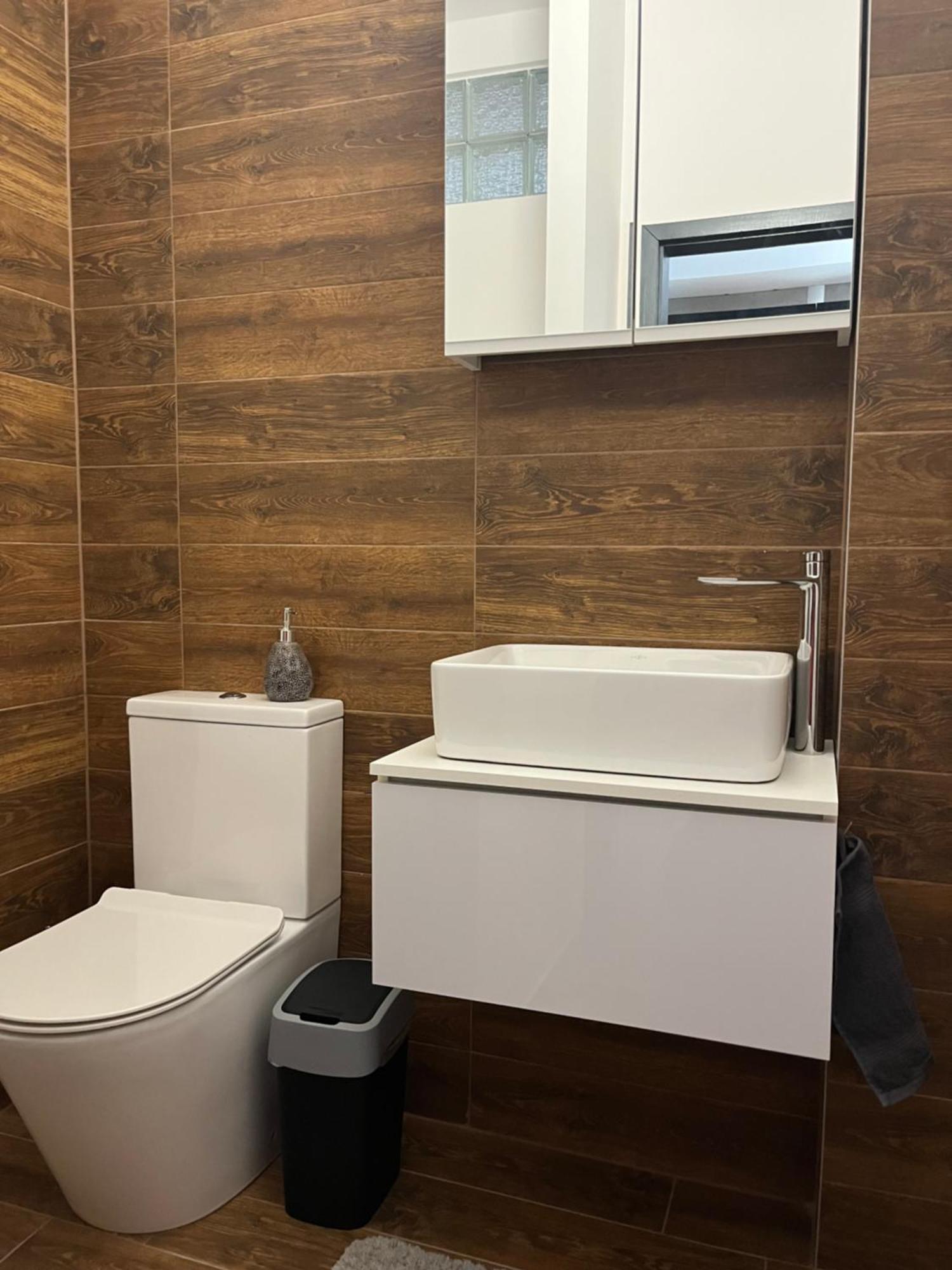 Toelgyes Apartmanhaz Szeged Eksteriør bilde