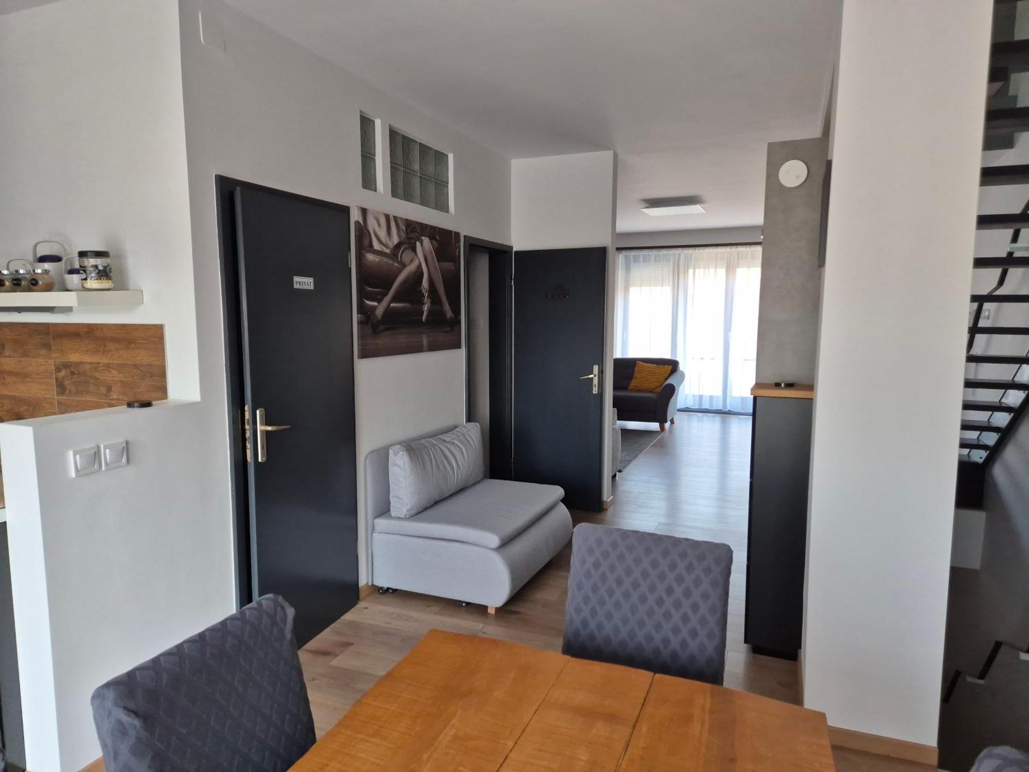 Toelgyes Apartmanhaz Szeged Eksteriør bilde